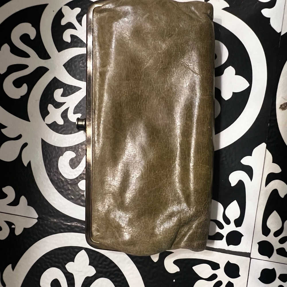 Hobo Lauren Clutch Wallet - image 5